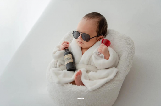 柳州宝宝几个月翻身才正常 柳州宝宝几个月翻身才正常